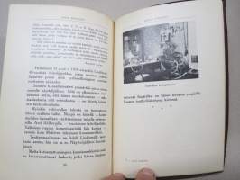 Adolf Lindfors - Näyttelijäkuva, omakätisellä mustekynäsigneerauksella, numeroitu - nr 62 / 100