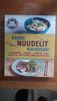 Kaikki nuudelit kulhossa!