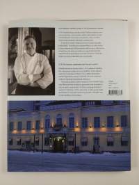 Mestarikokin makuja : ruokavuosi Sundmansilla = Sundmans&#039; choice : a year of flavours from a master chef