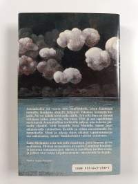 Pilvissä taivaanlaiva