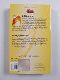 Tuhkimotyttö ; Poika ja pehmolelu