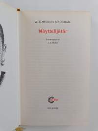 Näyttelijätär