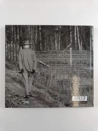 Jean Sibelius kodissaan = Jean Sibelius i sitt hem = Jean Sibelius at Home