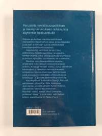 Suomen turvallisuus- ja puolustuspolitiikan linjaukset (signeerattu)