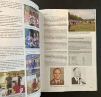 Lahden suunnistajat -37 / Suunnistuksen riemua 75 vuotta - Suomen ensimmäisen suomenkielisen suunnistuksen erikoisseuran historia 1937-2012