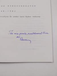 Vasa kyrkoorkester 1948-1982 : trettiofyra år under Lars Rydes ledning (signeerattu, tekijän omiste)