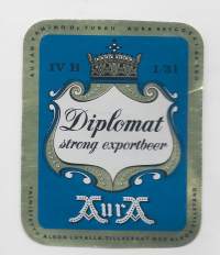 Diplomat  Aura  Beer- olutetiketti