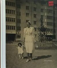 Mehiläinen 100 vuotta suomalaisten elämässä. (Sairaalahistoriikki, laitoshistoriikki)