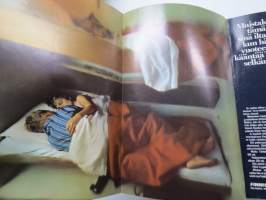 Jaana 1970 nr 1 sis. mm. seur. artikkelit / kuvat / mainokset; Kansikuva Satu Östring, Mannekiinikuningatar Irene Karvola, Suksiiko Eero Mäntyranta eduskuntaan?,