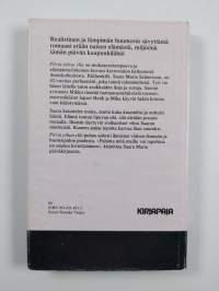 Pilviä pihan yllä