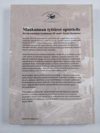 Maakunnan tyttäret opintielle : hyvinvointialan koulutusta 50 vuotta Keski-Suomessa