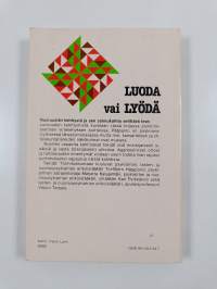 Luoda vai lyödä : Suomen nuorisopsykiatrisen yhdistyksen vuosikirja III, 1981