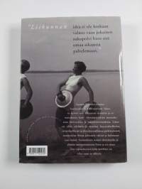 Naisliikuntaa 100 vuotta : Suomen naisten liikuntakasvatusliitto 1896-1994, Suomen voimistelu- ja liikuntaseurat SVOLI ry - Finlands gymnastikföreningar FGF rf 1995-