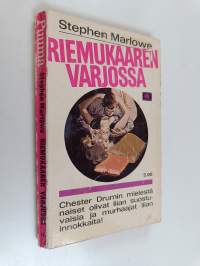 Riemukaaren varjossa