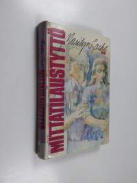 Mittatilaustyttö