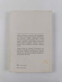 Aamusta iltaan : valikoima vuosina 1912-1983 syntyneistä kirjoitelmista
