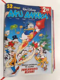 Aku Ankka vuosikerta 2005 (1-52, 2 kansiota)