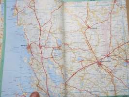 Suomi - Finland GT 2000 Tiekartasto - Vägatlas - Road atlas - Strassenatlas