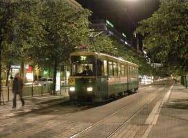 Mennäänkö metrolla ?  -Joukkoliikenteen uusi aika