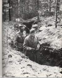 Suomen Mannerheim  -Kuvaelämänkerta