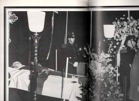 Suomen Mannerheim  -Kuvaelämänkerta
