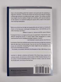 Crossing the chasm : marketing and selling disruptive products to mainstream customers