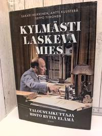 Kylmästi laskeva mies