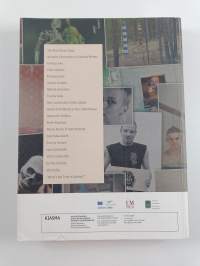 Historiaa nopeammin : näkökulmia nykytaiteen tulevaisuuteen Baltian maissa, Suomessa ja Venäjällä : Nykytaiteen museo Kiasma 31.1. - 2.5.2004 = Faster than histor...