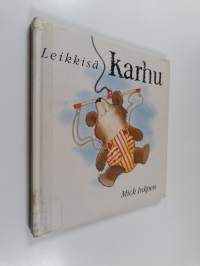 Leikkisä karhu