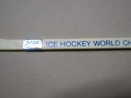 Ice Hockey World Championships 1991 Finland / Turku - Tampere - Helsinki -souvenier stick / jääkiekkomaila, matkamuisto / kisamuisto