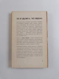 Tupakoiva nuoriso