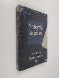 Yhteyttä arjessa (UUSI)