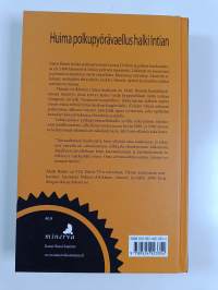 Polkupyörällä Intiassa : lehmiä, jumalia ja maantiepölyä (signeerattu, tekijän omiste)