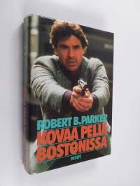 Kovaa peliä Bostonissa