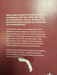 Ennustaminen - Modernin naisen maaginen maailma?