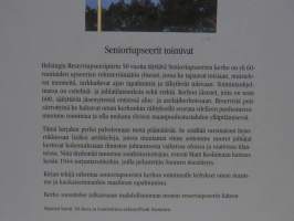 Kuin karhunsammal - Helsingin reserviupseeripiiri ry:n Senioriupseerien Kerho 50, 1951-2001