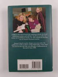 J. K. Rowling : A biography