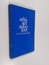 Arkiset askeleet (signeerattu)