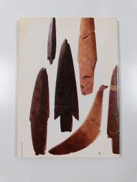 Kemijoki 8000 : näyttelyopas : Kemijoen alueen muinaisuutta 8000 vuoden ajalta arkeologisten tutkimustan valossa