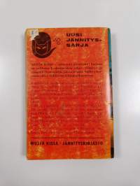 Harha-askel Espanjaan : jännitysromaani