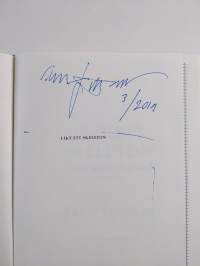 Likt ett skeleton : Johan Helmich Roman : hans liv (signeerattu)