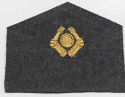 Erillinen hyökkäysvaunukomppania (HvK 1. toukokuuta 1927 – syyskuu 1939)  -    vanha käyttämätön  joukko-osastotunnus, olkatunnus, hihamerkki sarkaa 1 kpl