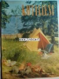 Kotiliesi 1958 nr 13 (Perhekuvissa 4 polvea: Hulda Forsberg - Taina Pirttikoski. Siiri Tervanen Bertta Kiviniemi Ritva ja Varpu-Liisa Aittasalo. Perhe