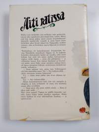 Äiti ratissa