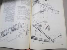 Zetor 8011, 8045, 12011, 12045 Werkstättenhandbuch -saksankielinen korjaamokirja / korjausohjekirja