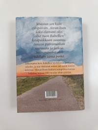 Rikinkeltainen taivas