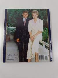 In the royal manner : expert advice on etiquette and entertaining from the former butler to Diana, Princess of Wales