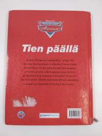 Tien päällä