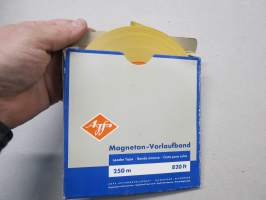 Agfa Magneton Vorlaufband 250 m / 820 ft -ääninauhojen &quot;alkunauhaa&quot;, käyttämätöntä pakkauksessaan, keltaista