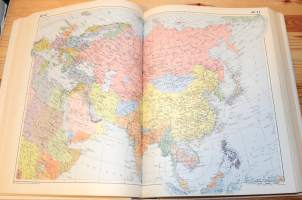 Bertelsmann Atlas international